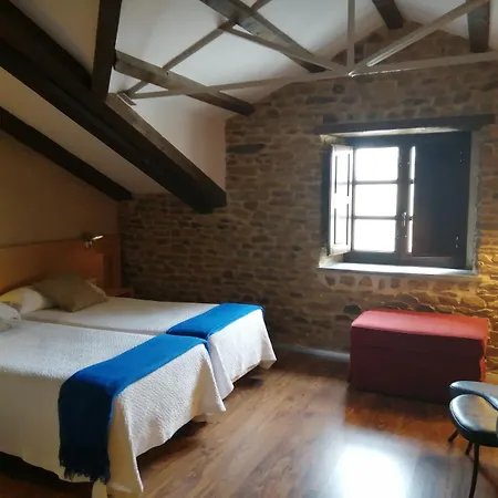 Real De Misas 4* Puebla de Sanabria