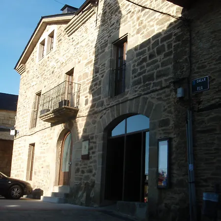 Real De Misas בית הארחה